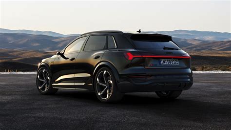 Audi 2024 Sq8 Etron - Una Lindsey