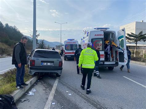 Samsun da İki Otomobilin Çarpıştığı Kazada 6 Kişi Yaralandı ASAYİŞ