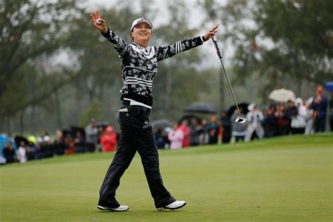 Jin Young Ko ties LPGA mark with 14 straight rounds in the 60s, wins in a runaway at the ...