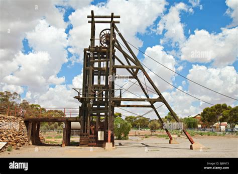 Old Mine Shaft In Broken Hill Nsw Australian Aoutback Stock Photo Alamy