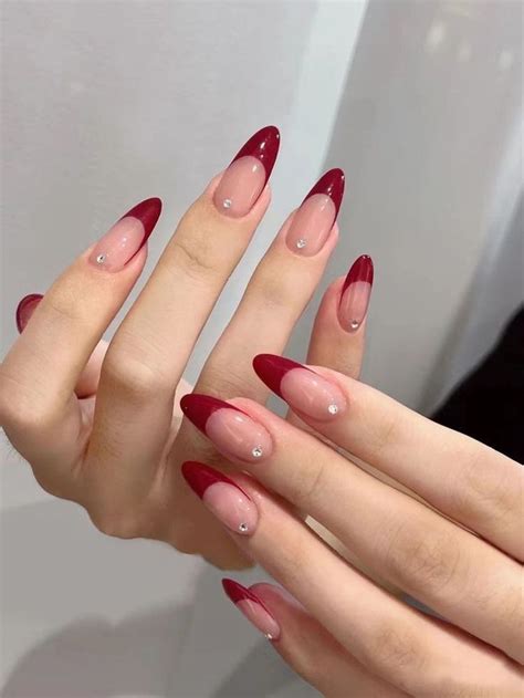 Procuro Manicures Iniciantes Ou Não Que Tem O Sonho De Aprender