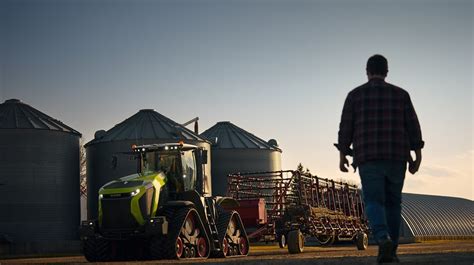 Tractors | CLAAS