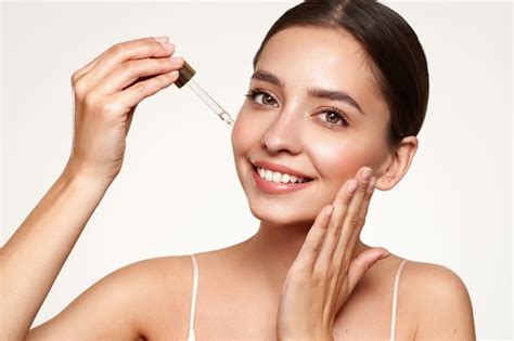 Cómo preparar la piel antes del maquillaje Guía de skincare para