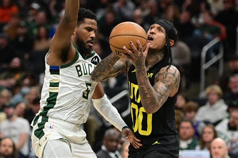 Jordan Clarkson Leads Jazz Past Bucks For 11th Win In 15 Games