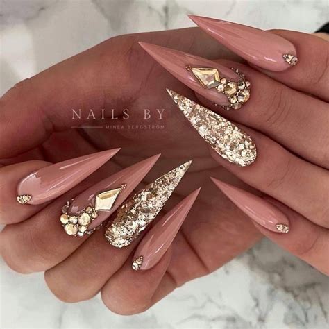 Nails By Minea Bergström on Instagram Nude glitter