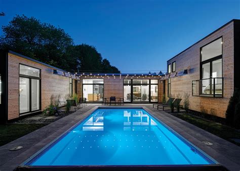 Claremont 14 X 33 Model Pool Latham Pool