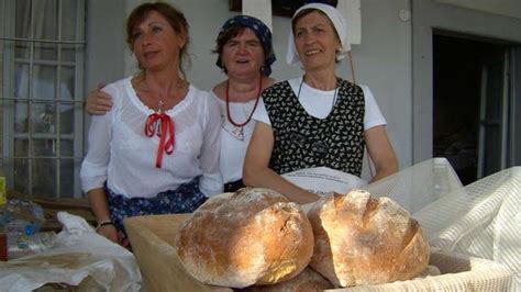 Il 1 agosto a Bossico c è la Festa del pane Cronaca