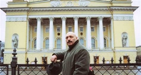 Юрий Цурило биография актера, фото, жена и сын 2018