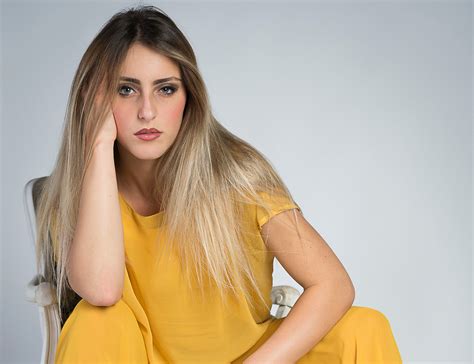 Model HD Blonde Long Hair Woman HD Wallpaper Rare Gallery