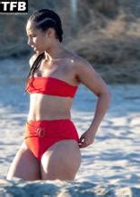 Alicia Keys Sexy Seen Flaunting Her Hot Bikini Body At The Beach In Cabo Aznude