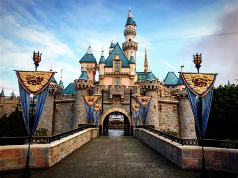 Complete guide to Disneyland (with comparisons to Disney World) - WDW ...