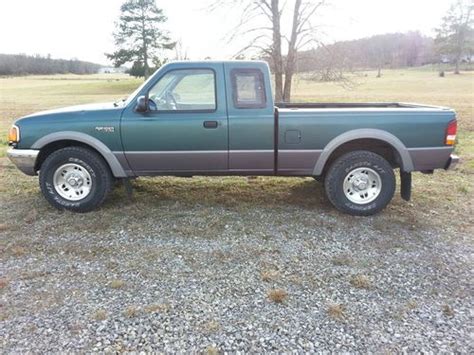 Purchase Used Ford Ranger Xlt Extended Cab Pickup Door L In