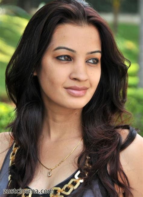 India S Most Purely Diksha South Side Actress Hot Photo Stills