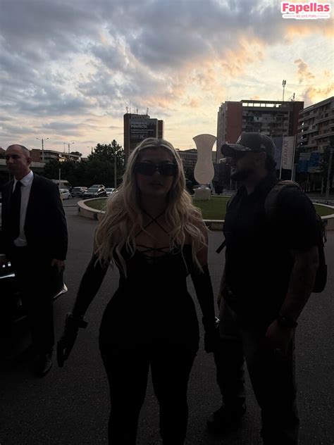 Bebe Rexha Aka Beberexha Aka Skylinevexx Nude Leaks OnlyFans Fapellas