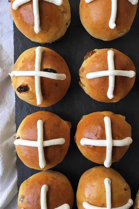 Hot Cross Buns A British Easter Tradition Foodal