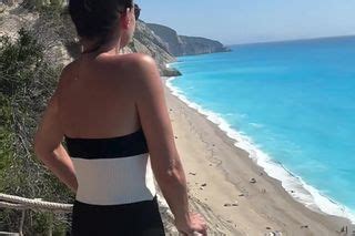 Katarzyna Glinka Kusi W Bikini Na Greckich Wakacjach Figura Jak Nastolatka Syrena Na Kocyku