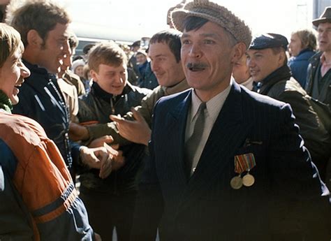 Родня - 1981: актеры, рейтинг и отзывы на канале Дом кино