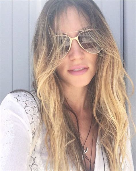 Hot Athina Oikonomakou And Her Bikini Yoga Photos ProtoThema English