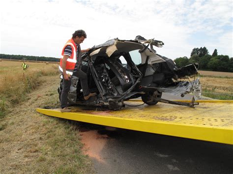 Bourgogne Faits Divers Un Accident Spectaculaire Sur Une Route