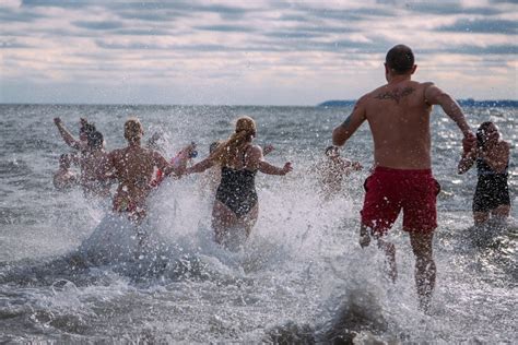 Nyers Gear Up For The Coney Island Polar Bear Plunge