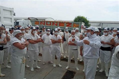 Medida De Fuerza En Frigor Ficos Trabajadores De La Carne Realizaron