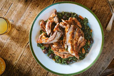 Pork Chops With Kale Leites Culinaria Tasty Made Simple