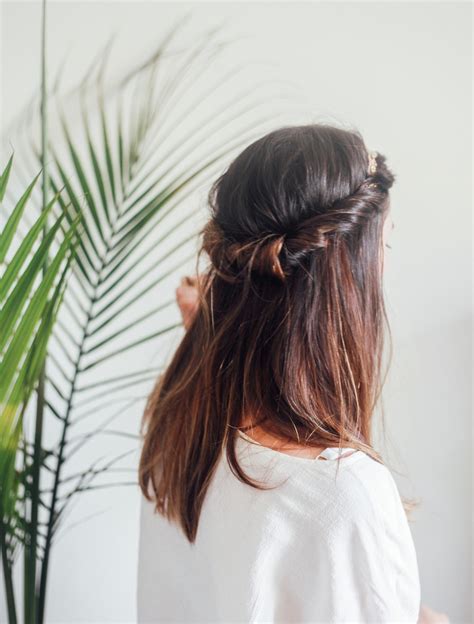 15 Easy Yet Trendy Hairstyles for Lazy Women | Styles Weekly