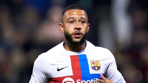 Depay Completes Permanent Atletico Madrid Move From Barcelona