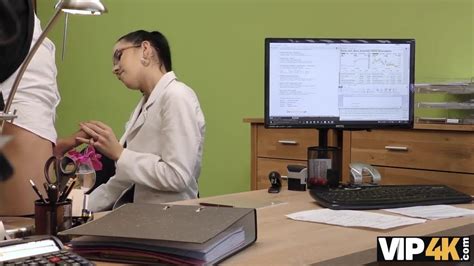 Vip K Brunette Babe Elis Dark Gives Pussy To Agent To XHamster