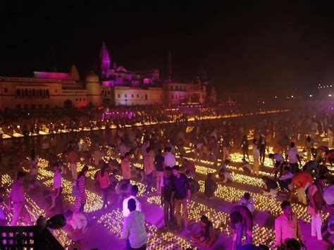 New Guinness World Record set in Ayodhya for Lighting 5 Lakh 51 Thousand Diyaas - See all images ...