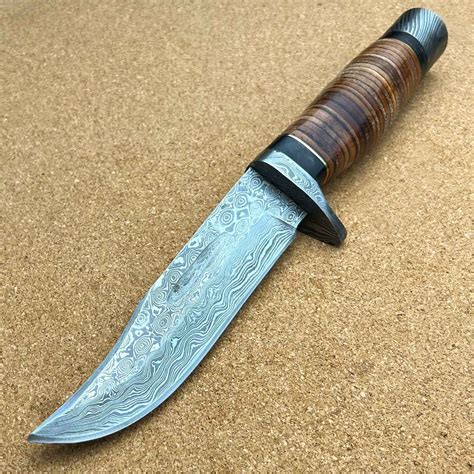 Damascus Steel Custom Handmade Hunting Bowie Knife A D