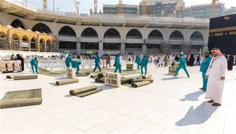 Menilik Karpet Masjidil Haram Sejarah Hingga Proses Pembersihannya