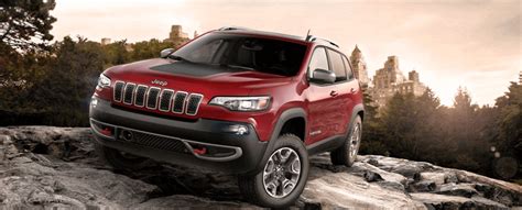 Jeep Cherokee Towing Capacity Payload Engines Cargo Space