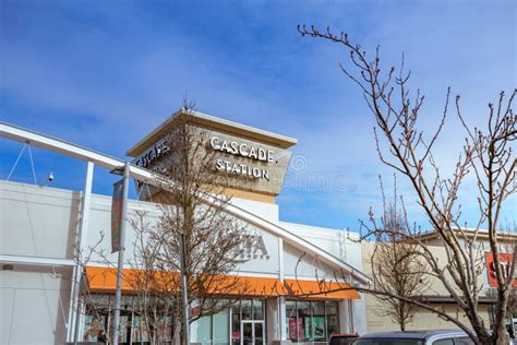 Cascade Station, Shopping Center in Portland, Oregon Stock Image ...