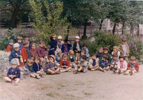 Photo De Classe Classe Maternelle De 1970 Ecole Maternelle Copains D