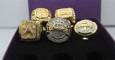 8 Of The Most Memorable Championship Rings In Sports History Footbasket