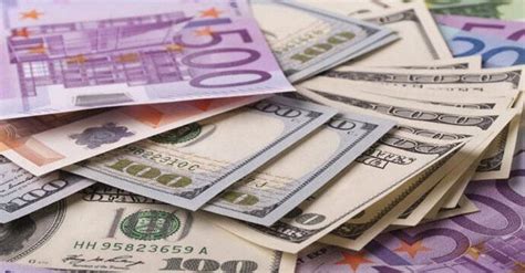 Dolar ve Euro da Düşüş Devam Ediyor 25 Ağustos Güncel Döviz Kurları