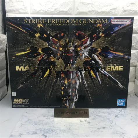 BANDAI HOBBY STRIKE Freedom Z A F T Gundam Seed Destiny Mobile Suit 1