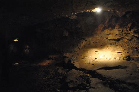 Bell Witch Cave Front Chamber Where The Bells Stored Their Flickr