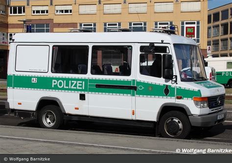 Einsatzfahrzeug B Mb Vario D Grukw Bos Fahrzeuge