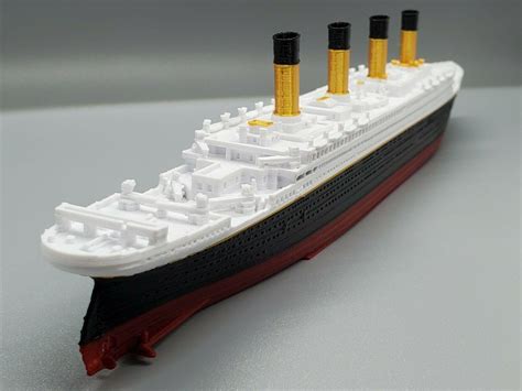 Rms Titanic Model Highly Detailed Replica Historically Accurate