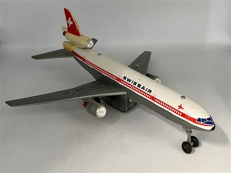 70er Swissair DC 10 Blechspielzeug Hongkong Kaufen Auf Ricardo