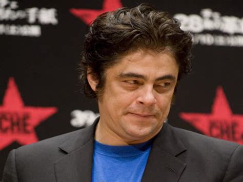 Benicio Del Toro Afinal N O Faz De Vil O Em Star Trek Tvi Not Cias