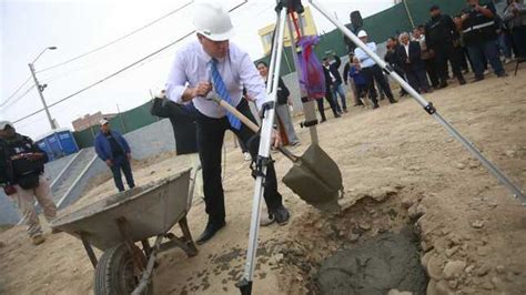 Municipalidad De Chorrillos Coloca La Primera Piedra Para La