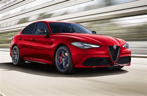 Alfa Romeo Giulia 2021 prezzi, motori, modelli, consumi reali, dimensioni, dotazioni nuova berlina