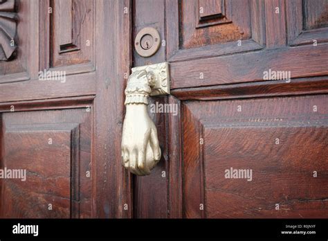 Knob Doorknob Door Hi Res Stock Photography And Images Alamy