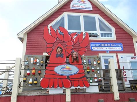 Lobster heads at Shediac Bay Cruises in Shediac, New Brunswick. | Shediac, Larry the lobster ...