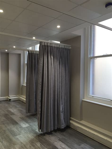 Cubicle Curtains Nhs Certified Tracks For Beauty Rooms In London