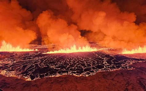 Iceland warns thrill-seeking tourists to stay away from erupting volcano