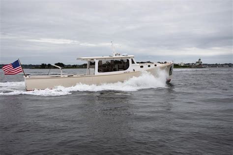 Mussel Ridge Downeast Sport Cruiser Man Hp Midcoast